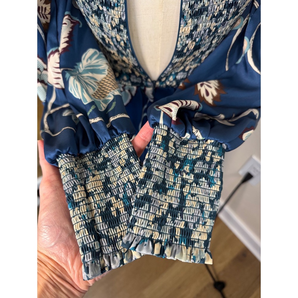 Tuckernuck Blue Floral Smocked Bodice Tiered Maxi Dress Long Sleeve XS - Picture 8 of 9